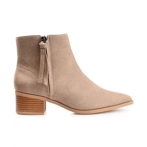 Journee Collection Womens Size 7.5 Faux Leather Sadiya Pointed Toe Booties $85 - Picture 2 of 9